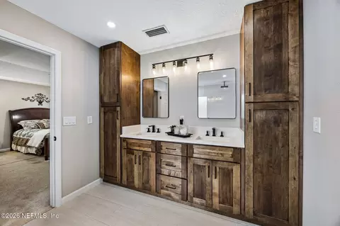 Bath - 709 Corrigan Dr, Saint Augustine, FL 32092 photo 2 of 5