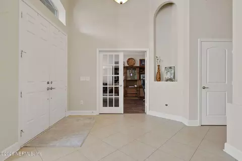 Entry Way - 156 N Atherley Rd, Saint Augustine, FL 32092 photo 3 of 6