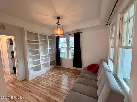 Living - 32 E Park Ave, Saint Augustine, FL 32084 photo 1 of 7