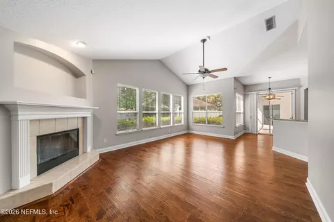 Living - 601 Gopher Ct, Saint Johns, FL 32259 photo 6 of 9