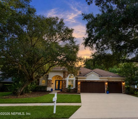 215 Parkside Dr, Saint Augustine, FL 32095