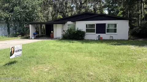 5812 Blackthorn Rd, Jacksonville, FL 32244