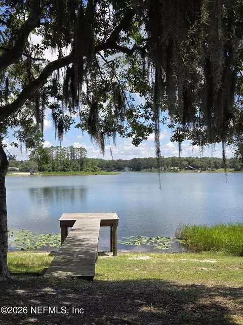 1070 State Road 20, Interlachen, FL 32148