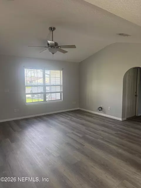 Living - 437 N Boulevard Blvd E, Macclenny, FL 32063 photo 2 of 2