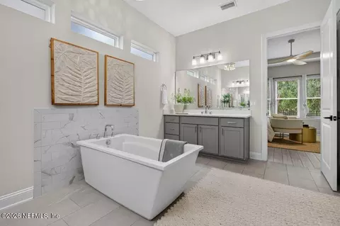 Bath - 91 Glenneyre Cir, Saint Augustine, FL 32092 photo 8 of 12