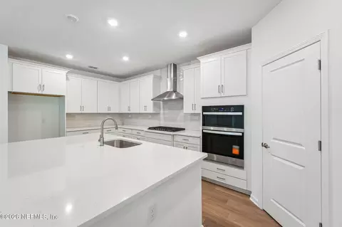 Kitchen - 272 Silver Lily Way, Saint Augustine, FL 32092 photo 4 of 4