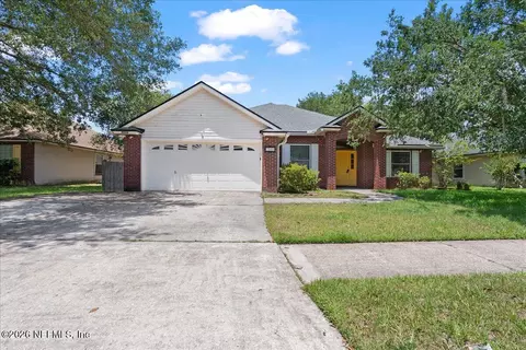 7366 Hawks Cliff Dr W, Jacksonville, FL 32222