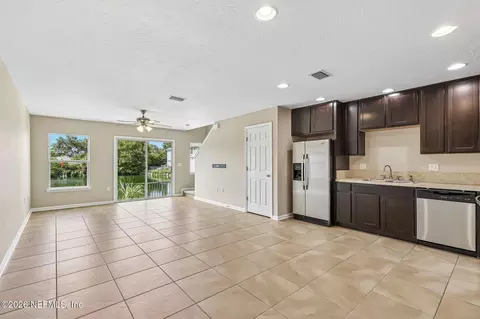 Living - 189 Islander Dr, Saint Augustine, FL 32080 photo 2 of 8