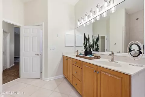 Bath - 500 Seagate Ln S, Saint Augustine, FL 32084 photo 5 of 8