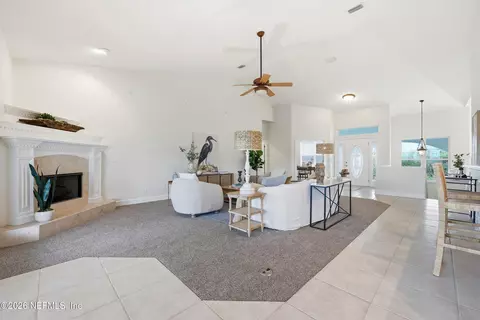 Living - 500 Seagate Ln S, Saint Augustine, FL 32084 photo 3 of 5