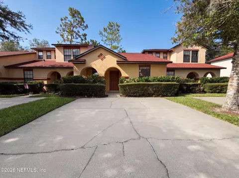 215 Beech Brook St, Saint Johns, FL 32259
