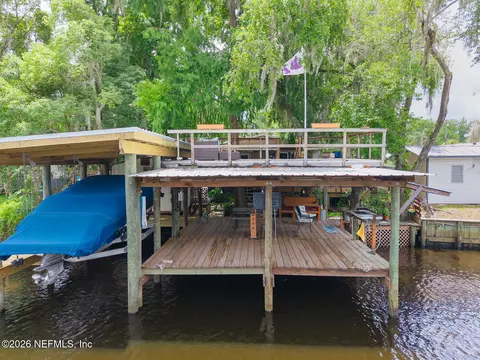 153 Smith Ln, Satsuma, FL 32189 photo 3