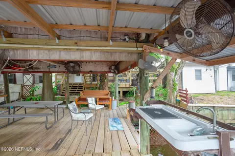 153 Smith Ln, Satsuma, FL 32189 photo 11