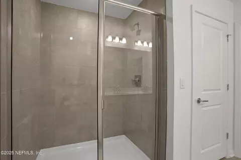 Bath - 760 Farmfield Dr, Saint Augustine, FL 32092 photo 1 of 3