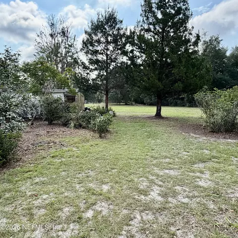 304 Dawn Ave, Interlachen, FL 32148 photo 18