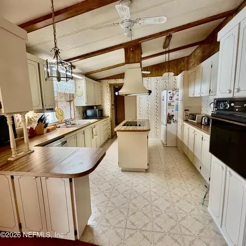 304 Dawn Ave, Interlachen, FL 32148 photo 37
