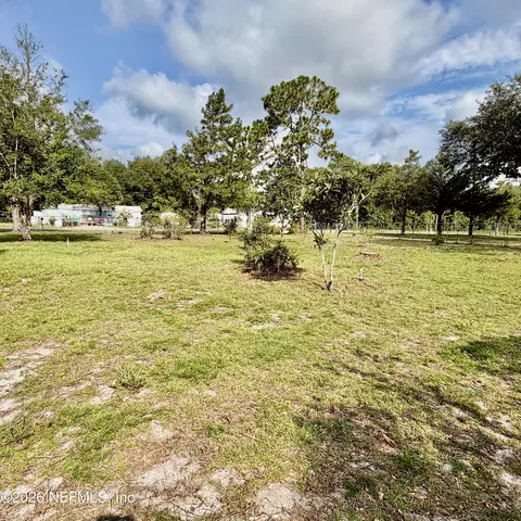 304 Dawn Ave, Interlachen, FL 32148 photo 29