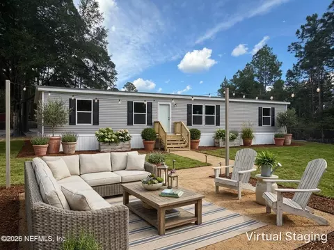 114 Nutmeg Trl, Interlachen, FL 32148