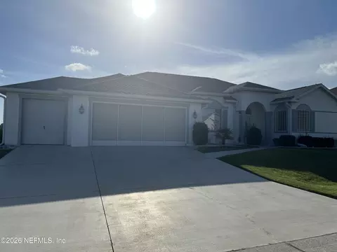 5711 NW 25th Loop, Ocala, FL 34482