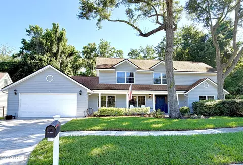 4457 Barrington Oaks Dr, Jacksonville, FL 32257