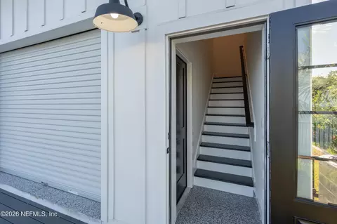 Entry Way - 4221 Myrtle St, Saint Augustine, FL 32084 photo 4 of 4