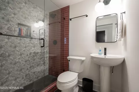 Bath - 4221 Myrtle St, Saint Augustine, FL 32084 photo 10 of 10