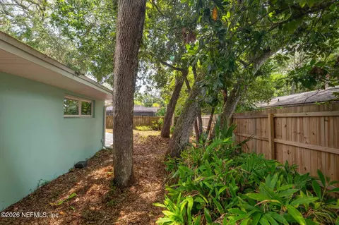 Exterior - 62 Willow Dr, Saint Augustine, FL 32080 photo 9 of 17
