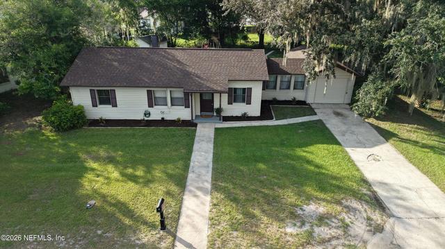 2120 Crill Ave, Palatka, FL 32177