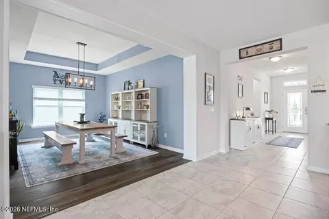 Entry Way - 45 Lomond Ct, Saint Augustine, FL 32095 photo 2 of 3