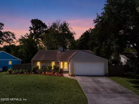 3748 Arrow Forest Dr, Jacksonville, FL 32257