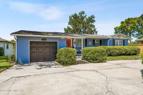 5436 Waterside Dr, Jacksonville, FL 32210