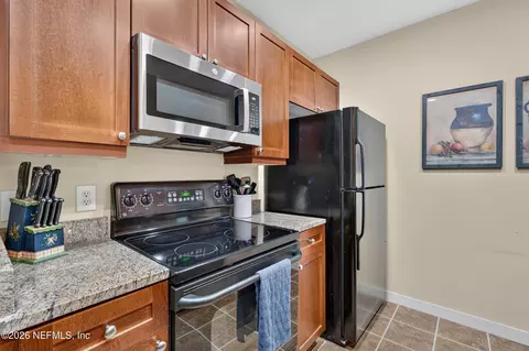 Kitchen - 955 Registry Blvd #323, Saint Augustine, FL 32092 photo 4 of 6