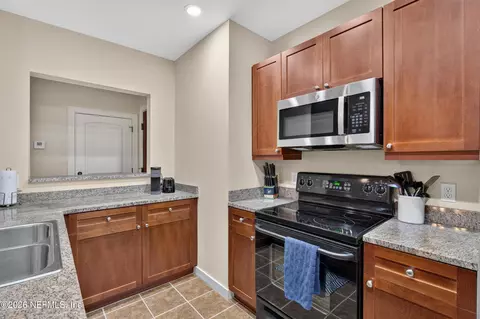 Kitchen - 955 Registry Blvd #323, Saint Augustine, FL 32092 photo 1 of 6