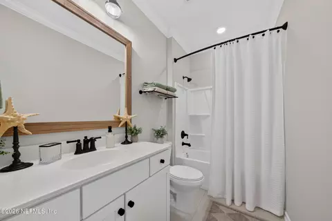 Bath - 368 Stargaze Ln, Saint Augustine, FL 32095 photo 3 of 4