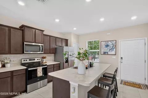 2882 Black Buck Cir, Jacksonville, FL 32225