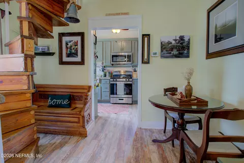 Entry Way - 9 Arenta St, Saint Augustine, FL 32084 photo 1 of 2
