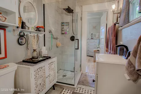 Bath - 9 Arenta St, Saint Augustine, FL 32084 photo 2 of 4