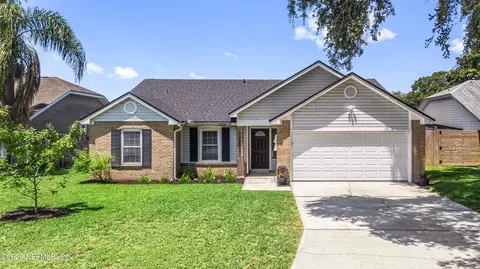 13353 Dijon Dr E, Jacksonville, FL 32225
