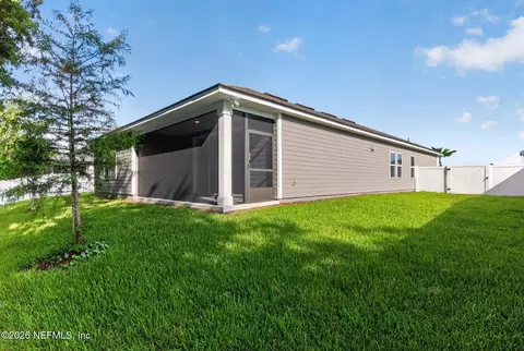 Exterior - 97003 Mcgirts Creek Loop, Yulee, FL 32097 photo 6 of 9