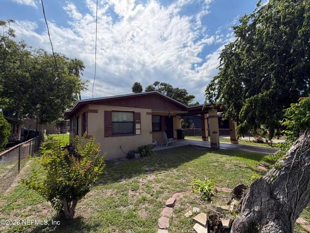 608 S Caroline St, Daytona Beach, FL 32114