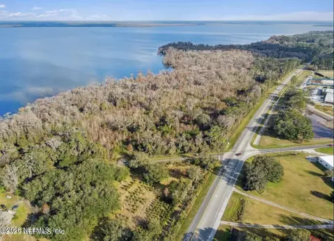 106 Union Ave, Crescent City, FL 32112