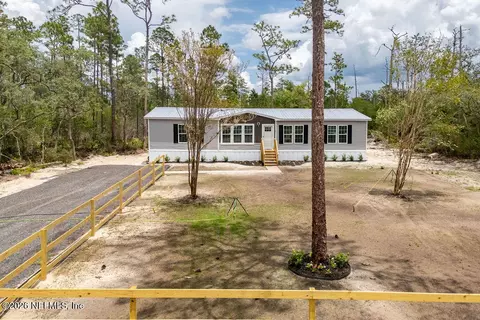 230 Redeye Rd, Florahome, FL 32140