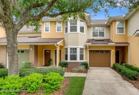 5663 Greenland Rd #706, Jacksonville, FL 32258