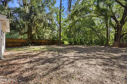 2151 Maple Leaf Dr E, Jacksonville, FL 32211 photo 31