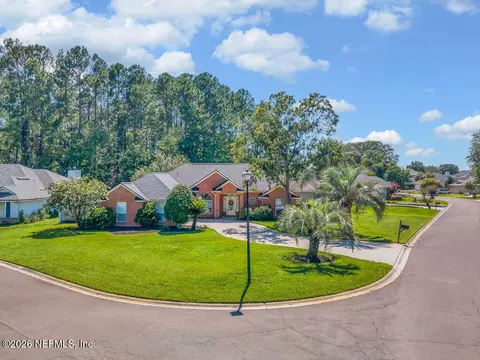 9172 Camshire Dr, Jacksonville, FL 32244