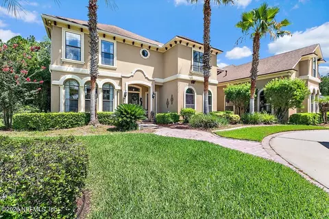 1878 Green Island Cir, Orange Park, FL 32065