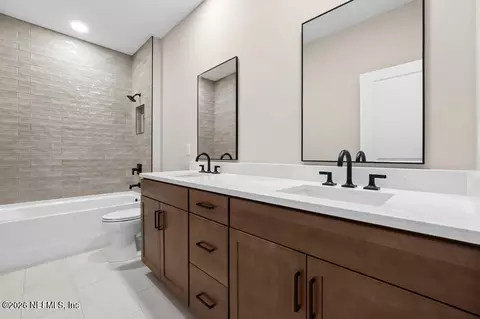 Bath - 334 Bedford Ter, Saint Augustine, FL 32092 photo 1 of 5