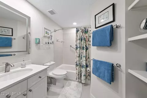 Bath - 1604 Windjammer Ln, Saint Augustine, FL 32084 photo 3 of 4