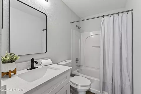 Bath - 100 Nonami Ct, Saint Augustine, FL 32092 photo 6 of 6