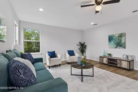 Living - 100 Nonami Ct, Saint Augustine, FL 32092 photo 6 of 8